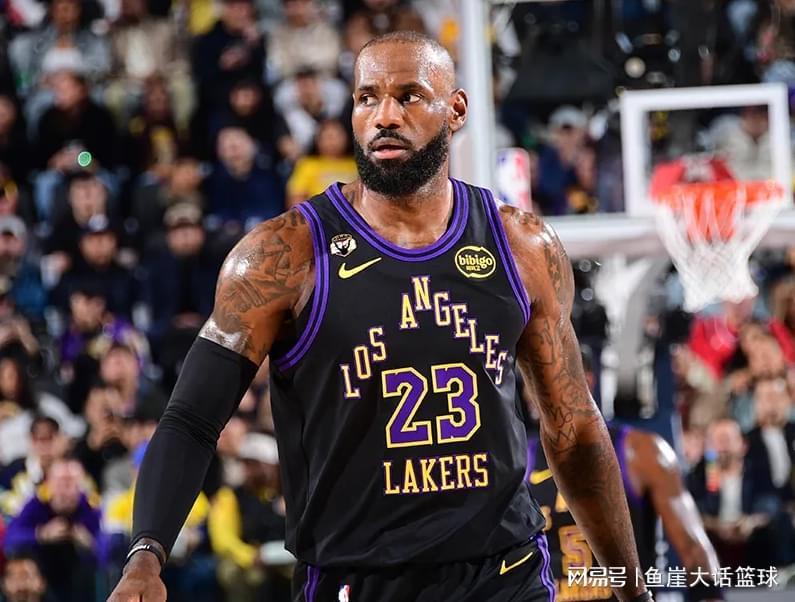 九游体育官方网站-湖人两大败因出炉,老詹回应质疑!东契奇两人真该批,雷迪克不满